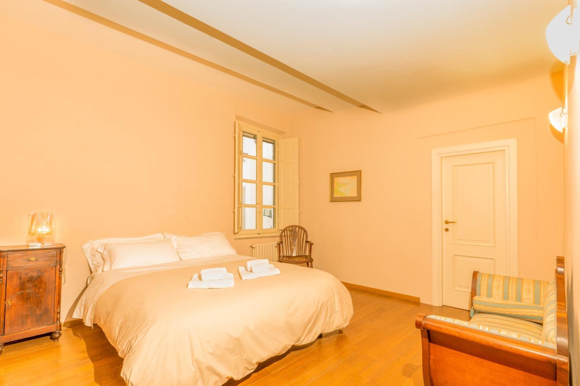 Il Gallo - Charming Apt In The Heart Of Lucca Esterno foto